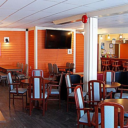 Anchor Inn Hotel&Suites Twillingate Exterior foto